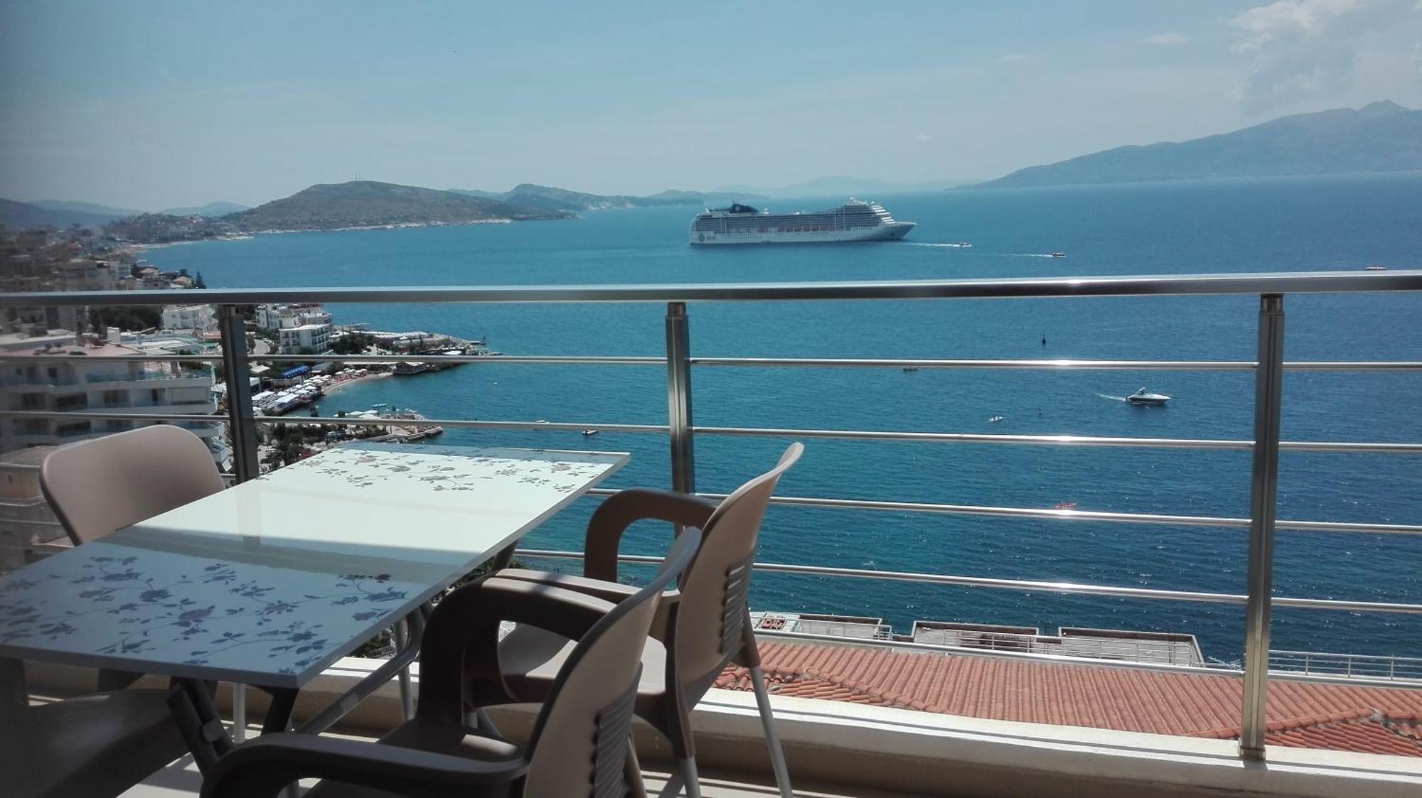 Bay View Apartment Saranda Kültér fotó